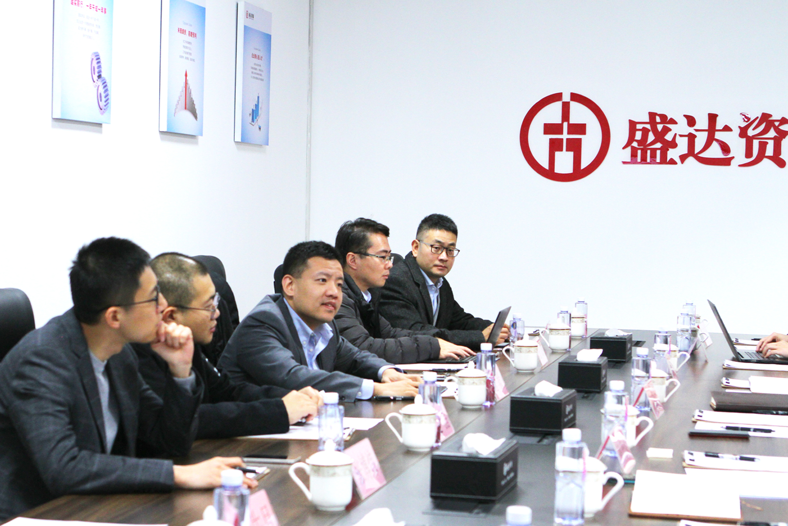 海通证券有色首席分析师施毅携多家机构齐调研，九游官方网页版-九游(中国)
受关注